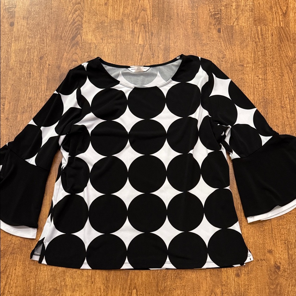 Allison Daley Petite size medium polka dot blouse with bell sleeves